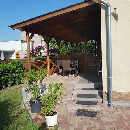 Pagrepe Apartman Balatonvilagos Exterior photo